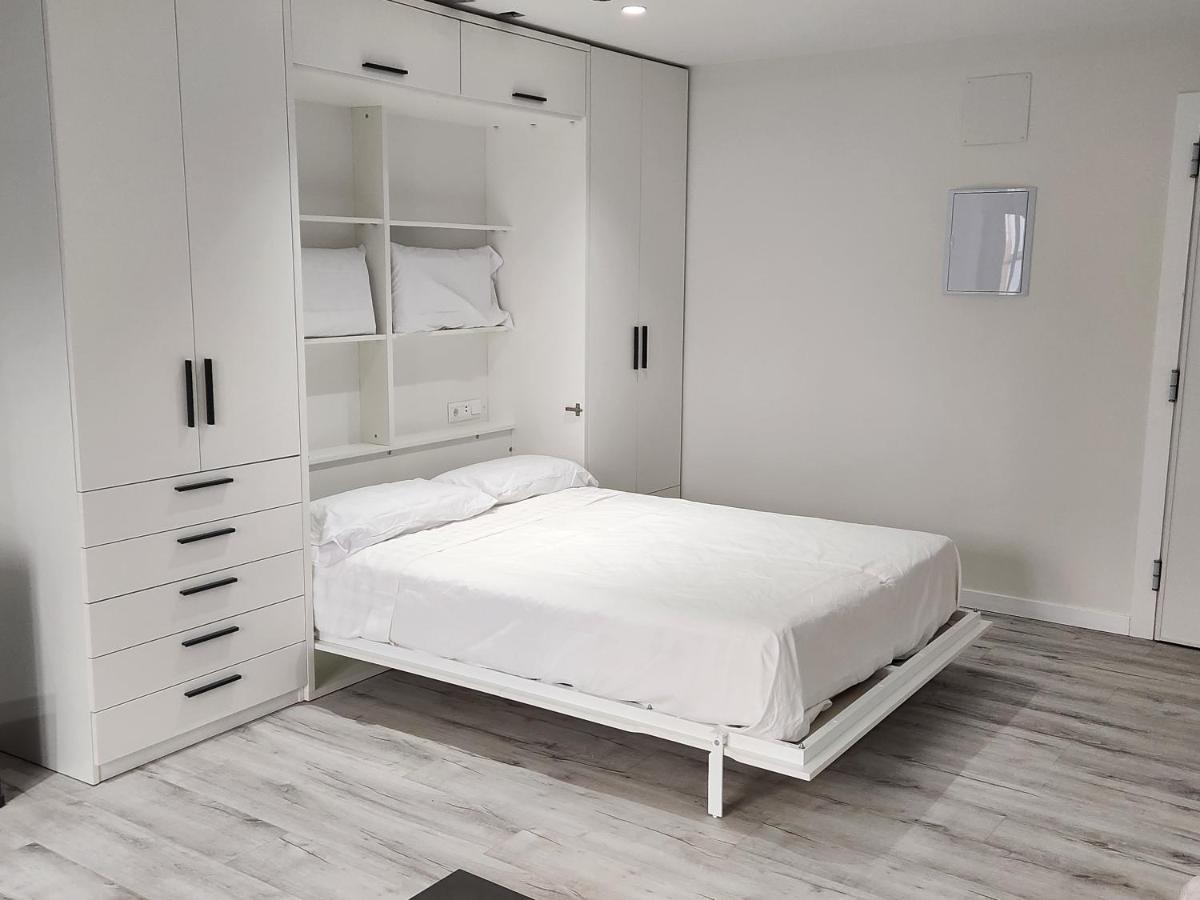Joaquin Cortes Apartment